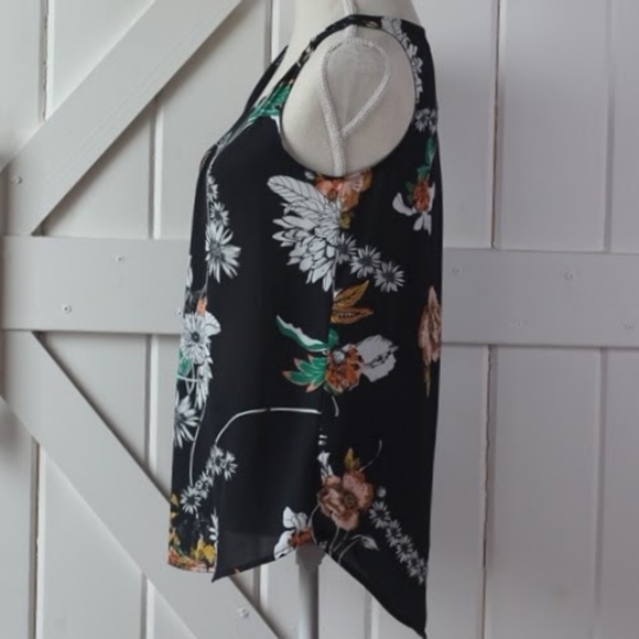 Maurices Black Floral Sleeveless V-Neck Blouse Tank Top XS K0118 - Picture 3 of 8